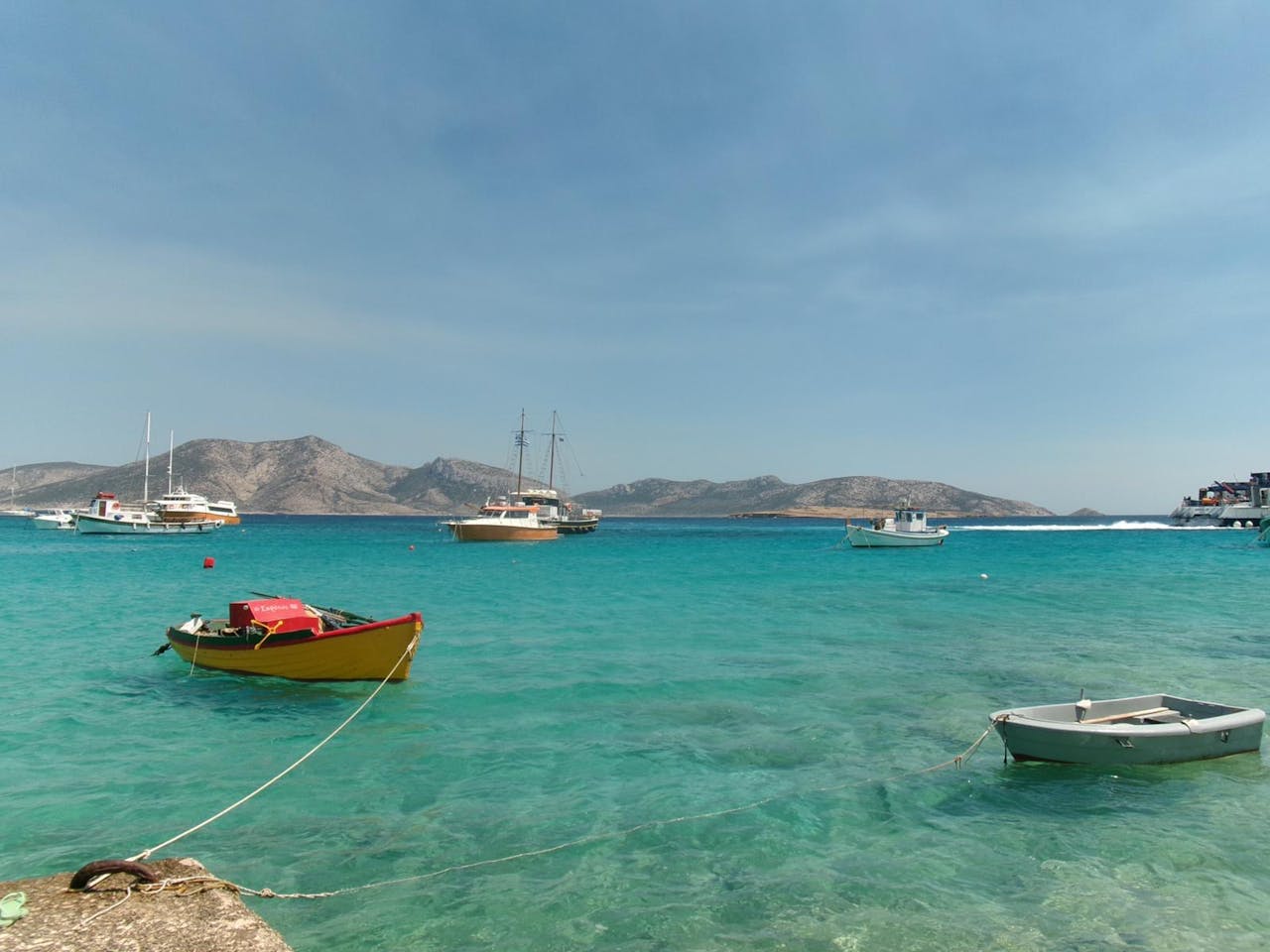 Sailing Around Paros and Antiparos: A Day in Paradise